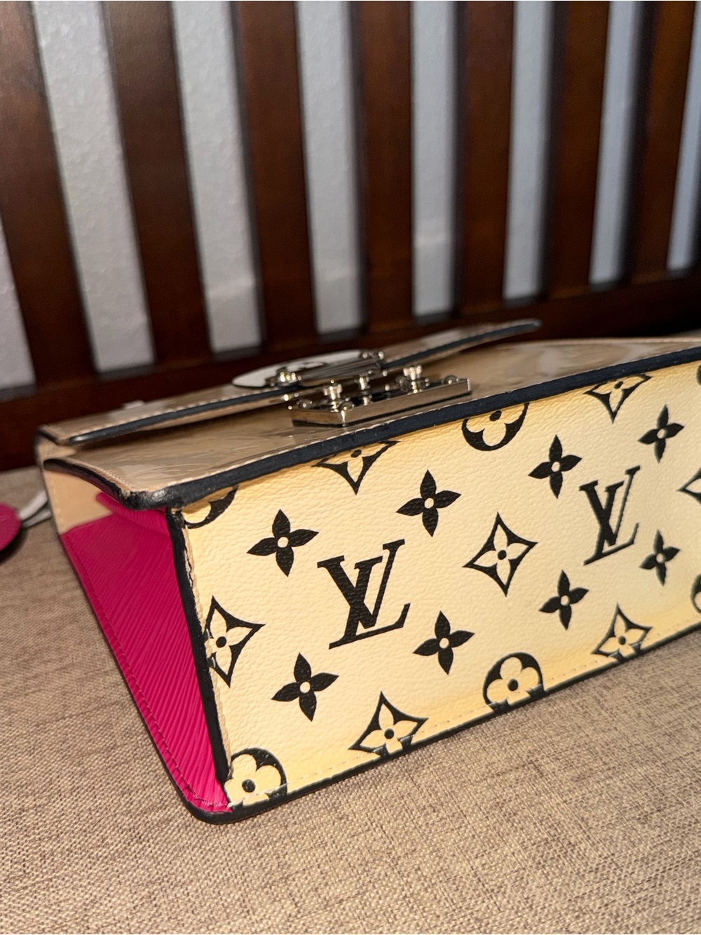 Louis Vuitton Spring Street Vernis 2 Way Bag - Picture 7 of 15